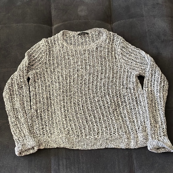Super cute Ann Taylor open weave black and cream sweater. Super soft long sleeve - Picture 1 of 10